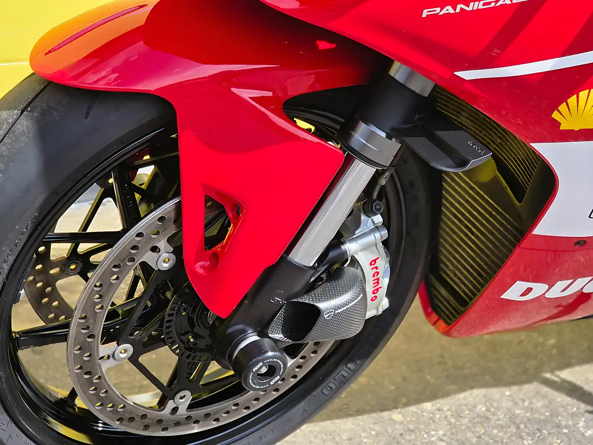 Used 2018 Ducati Panigale V4 Troy Bayliss Replica Red - Interior and Exterior details 20
