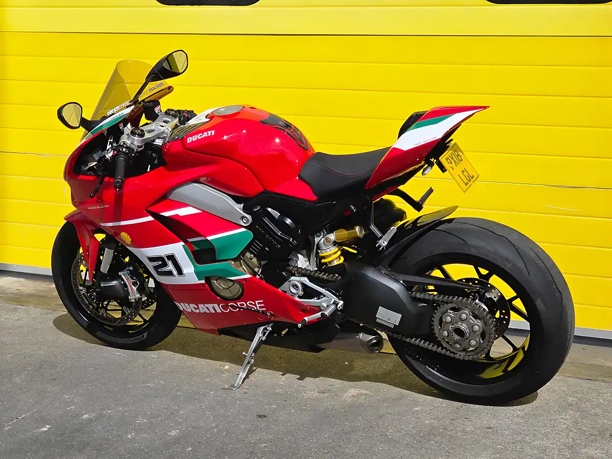 Used 2018 Ducati Panigale V4 Troy Bayliss Replica Red - Interior and Exterior details 6