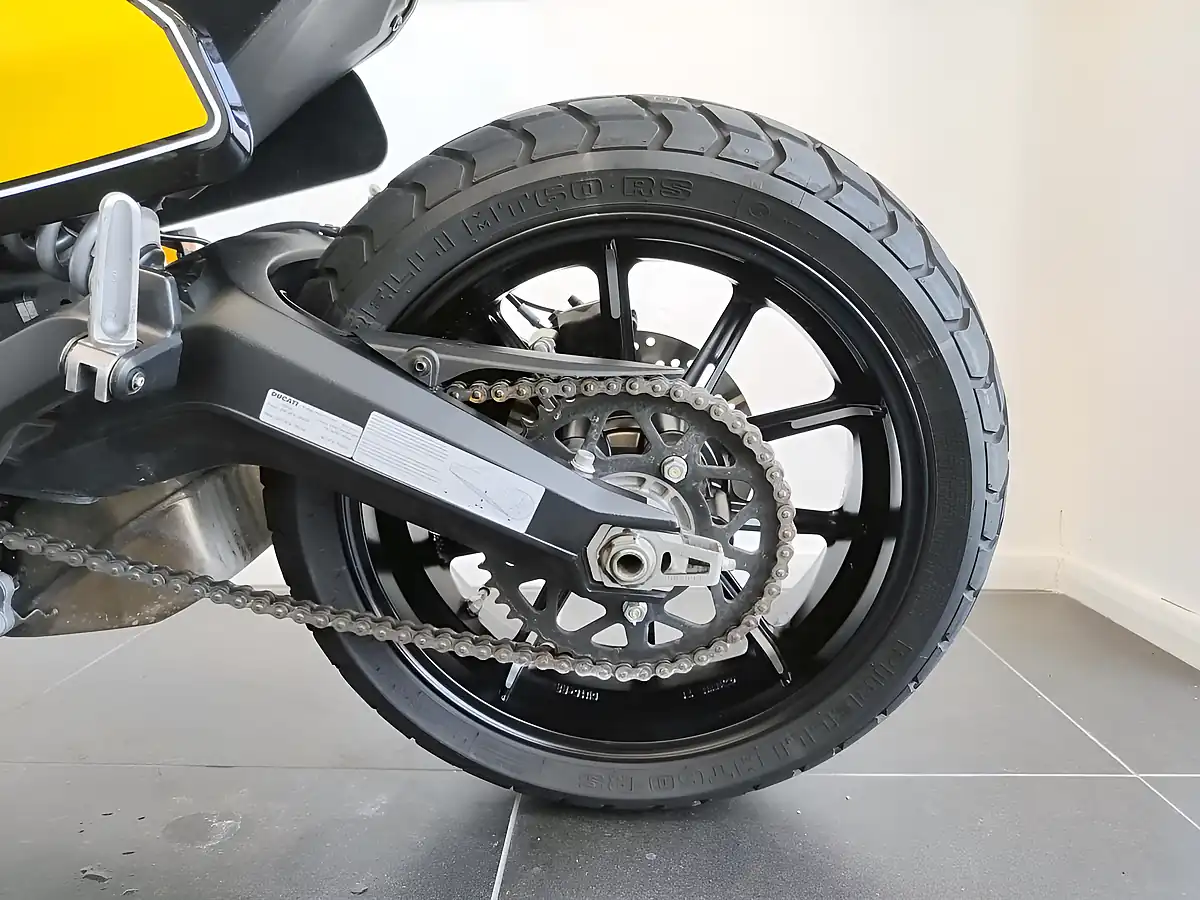 Used 2018 Ducati Scrambler Full Throttle Black and Yellow - Interior and Exterior details 10