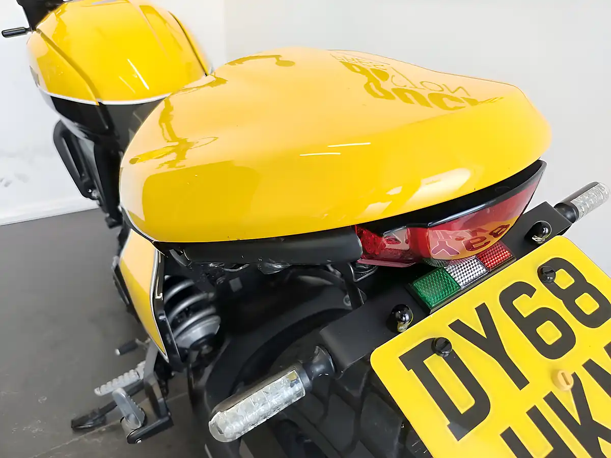 Used 2018 Ducati Scrambler Full Throttle Black and Yellow - Interior and Exterior details 16