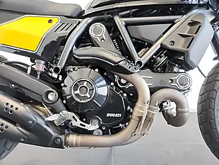 Used 2018 Ducati Scrambler Full Throttle Black and Yellow - Interior and Exterior details 6