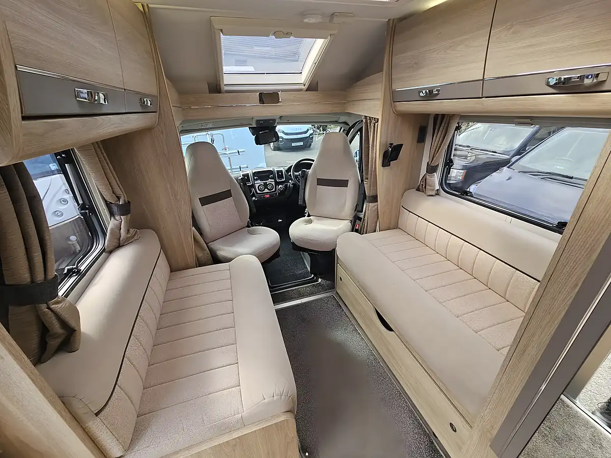 Used 2018 Elddis Platinum Edition Ii 195 Nero Metallic Black - Interior and Exterior details 8