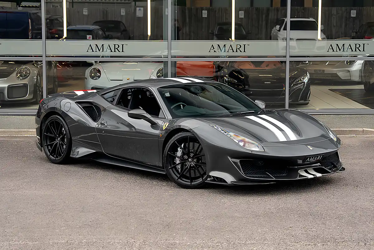 Used 2018 Ferrari 488 Pista Grigio Silverstone - Front View