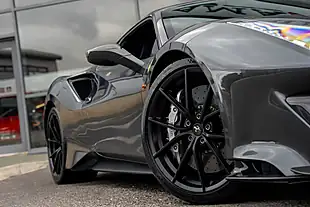 Used 2018 Ferrari 488 Pista Grigio Silverstone - Interior and Exterior details 10