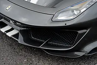 Used 2018 Ferrari 488 Pista Grigio Silverstone - Interior and Exterior details 17