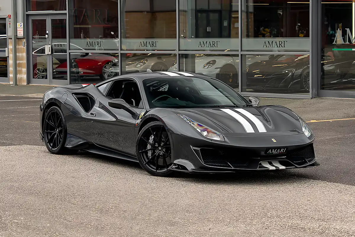 Used 2018 Ferrari 488 Pista Grigio Silverstone - Interior and Exterior details 19