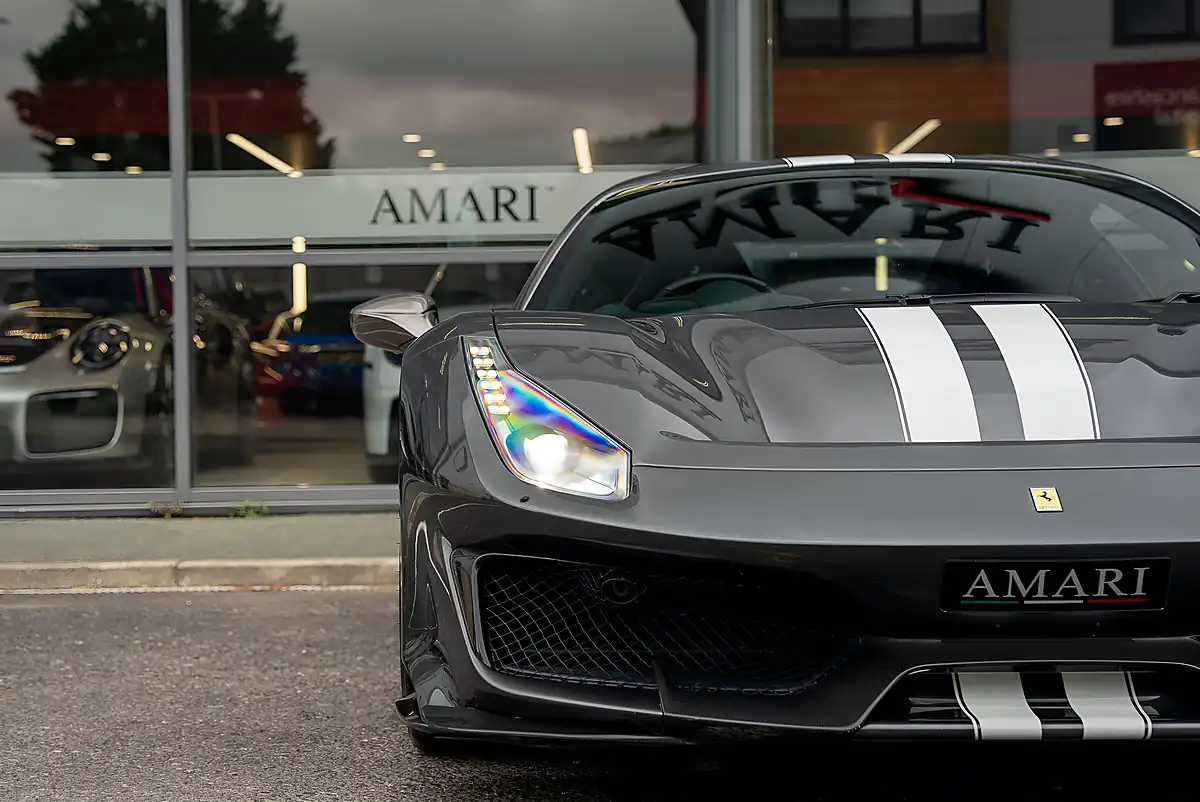 Used 2018 Ferrari 488 Pista Grigio Silverstone - Interior and Exterior details 6