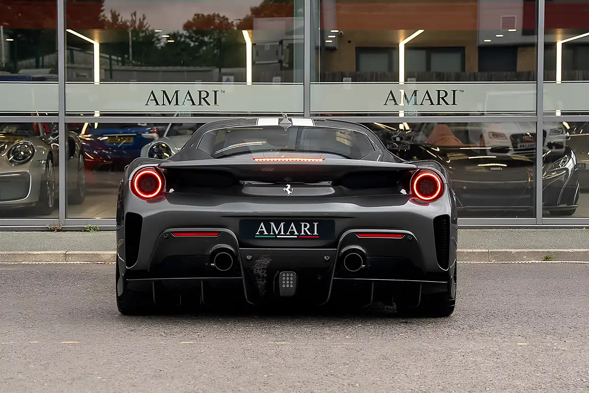 Used 2018 Ferrari 488 Pista Grigio Silverstone - Interior and Exterior details 7