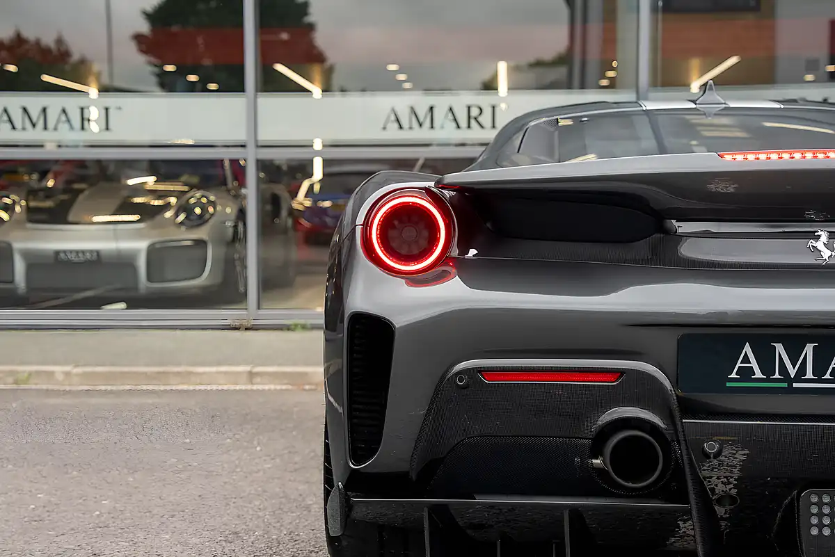 Used 2018 Ferrari 488 Pista Grigio Silverstone - Interior and Exterior details 9