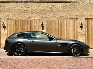 Used 2018 Ferrari GTC4Lusso Grigio Silverstone - Interior and Exterior details 3