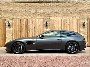 Used 2018 Ferrari GTC4Lusso Grigio Silverstone - Interior and Exterior details 4