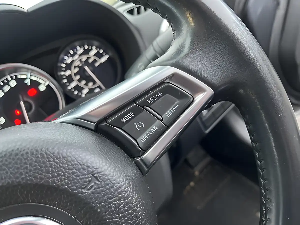 Used 2018 Fiat 124 Spider Lusso Plus Grey - Interior and Exterior details 16