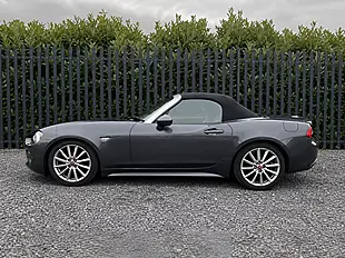 Used 2018 Fiat 124 Spider Lusso Plus Grey - Interior and Exterior details 5