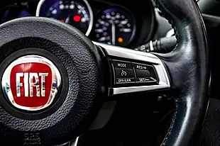 Used 2018 Fiat 124 Spider Lusso Plus White - Interior and Exterior details 14