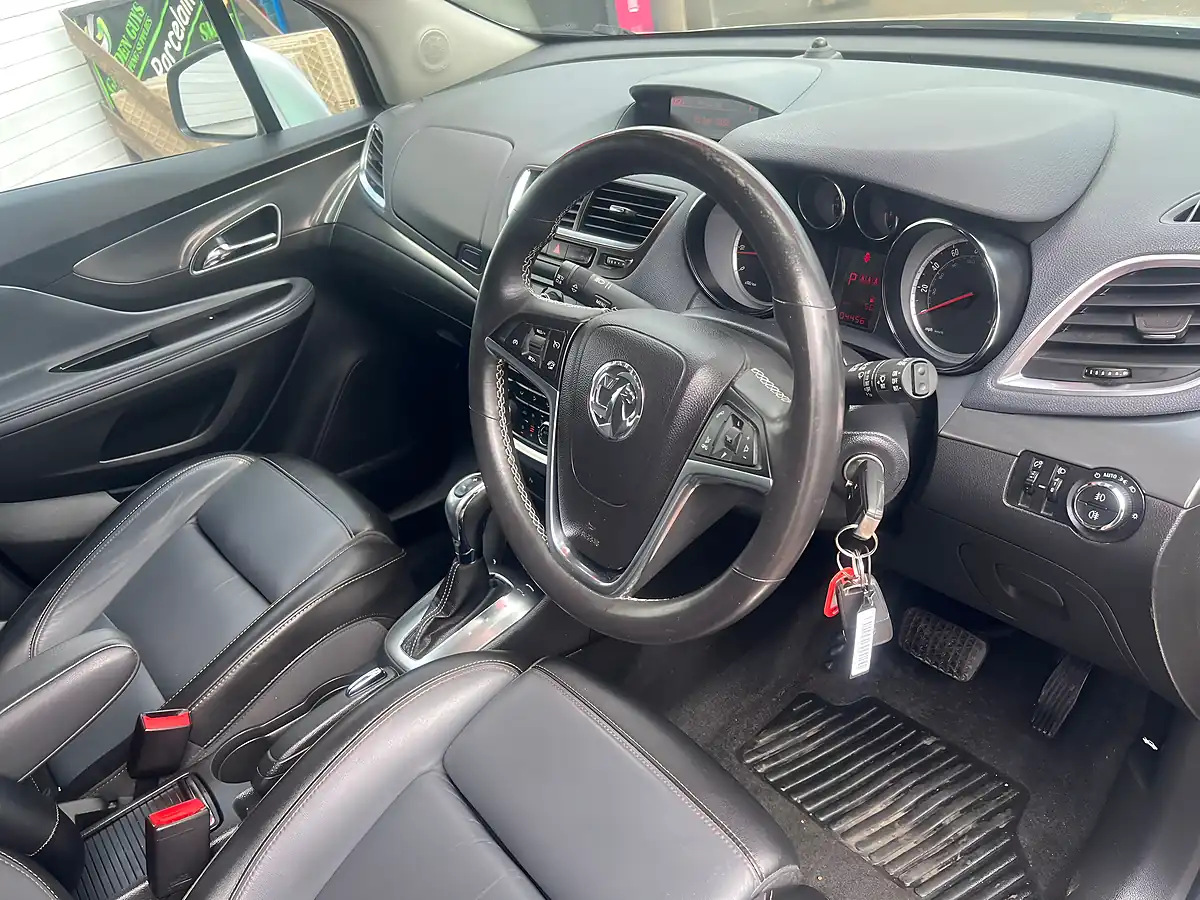 Used 2018 Fiat 500 Lounge Black - Interior and Exterior details 12