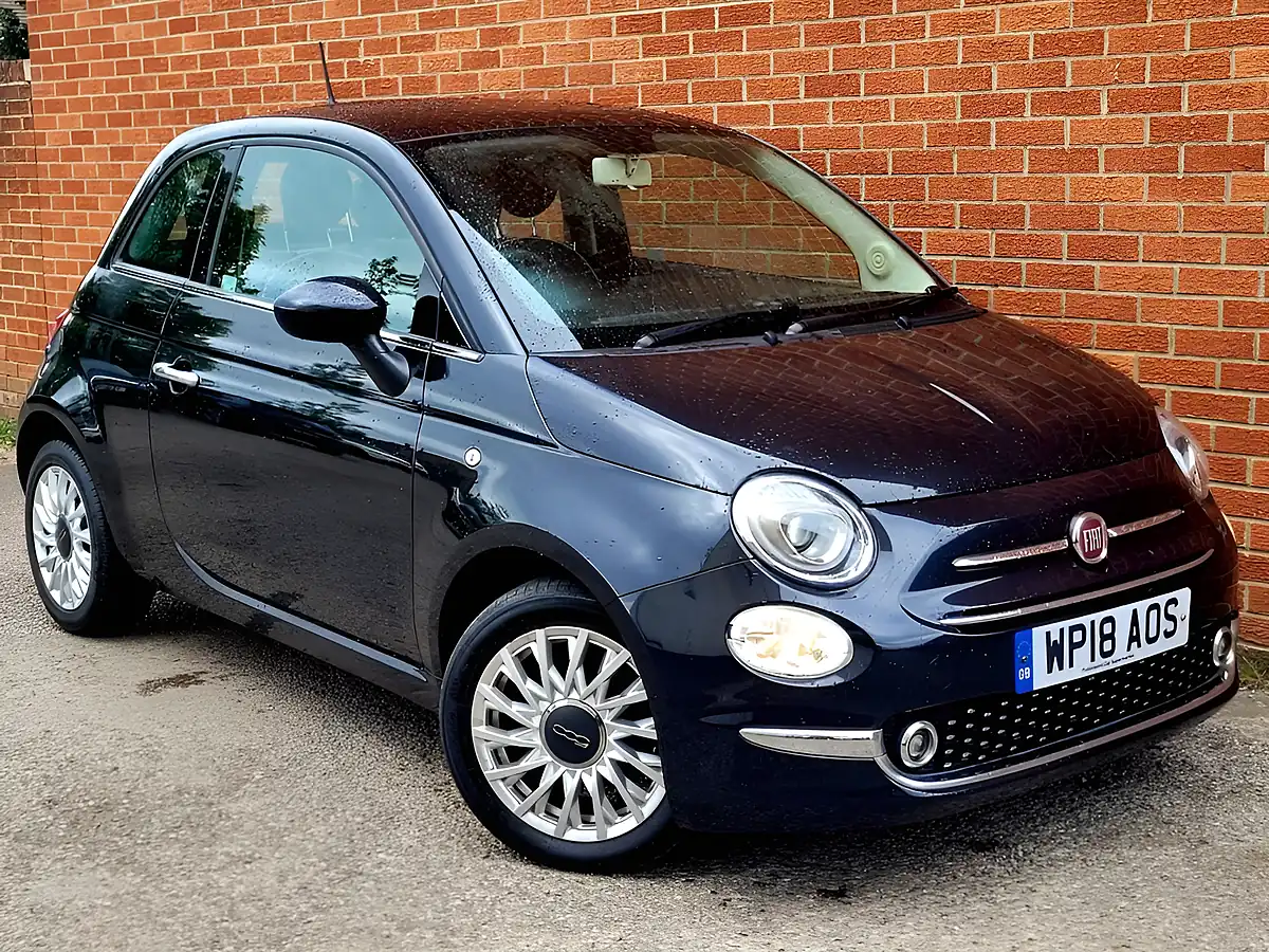 Used 2018 Fiat 500 Lounge Black - Interior and Exterior details 10