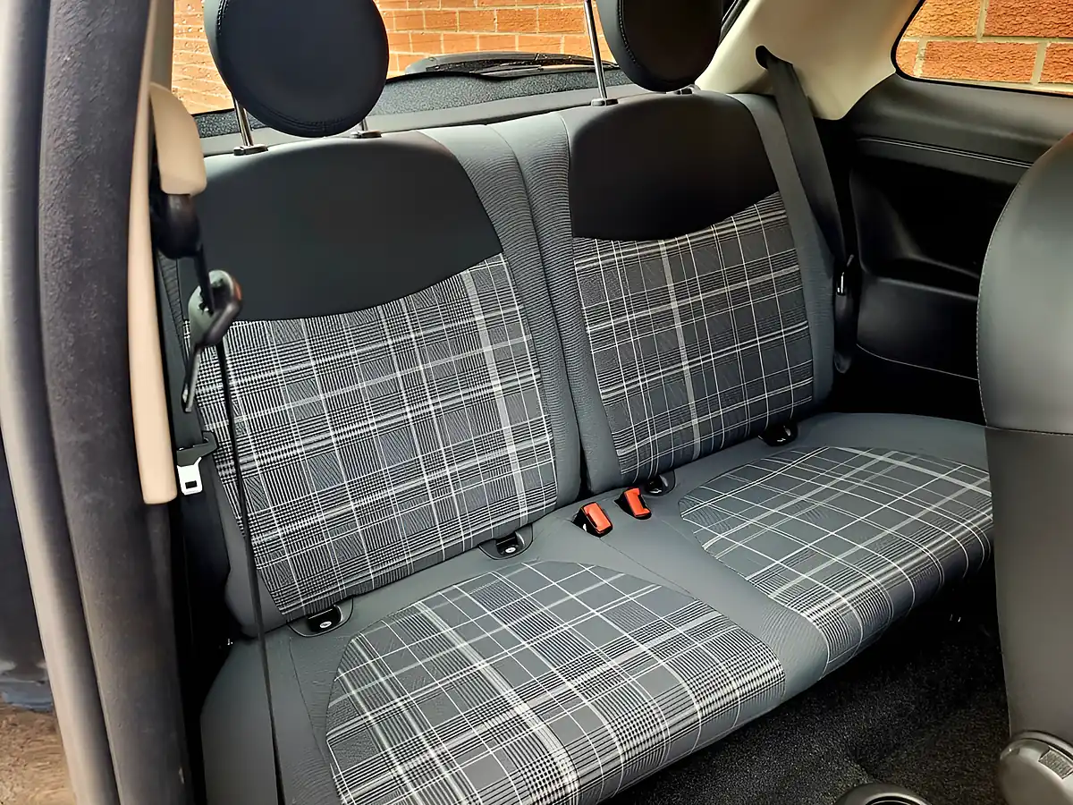 Used 2018 Fiat 500 Lounge Black - Interior and Exterior details 16