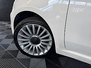 Used 2018 Fiat 500 Lounge Bossa Nova White - Interior and Exterior details 9