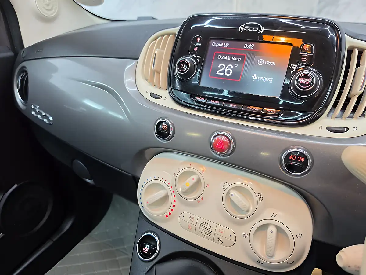 Used 2018 Fiat 500 Lounge Electroclash Grey - Interior and Exterior details 14