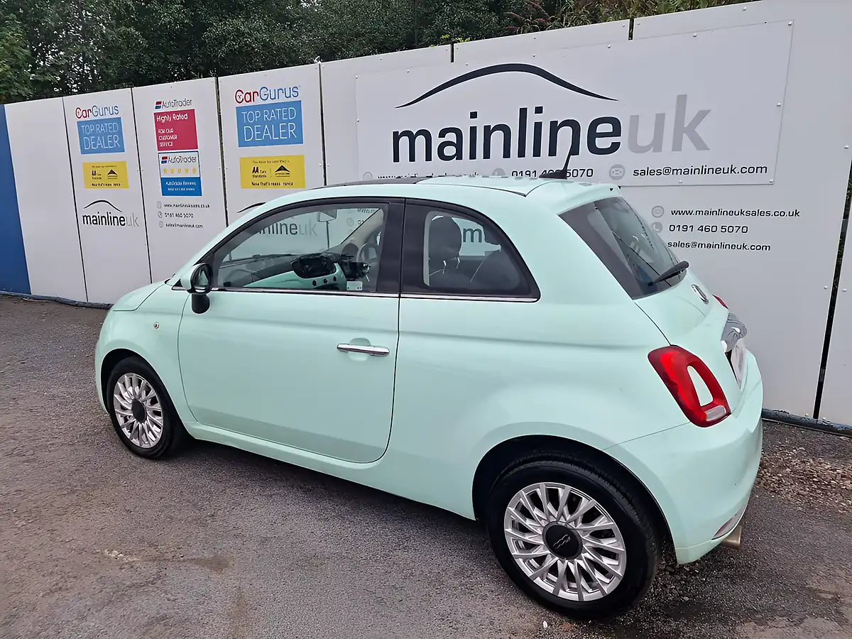 Used 2018 Fiat 500 Lounge Green - Interior and Exterior details 5