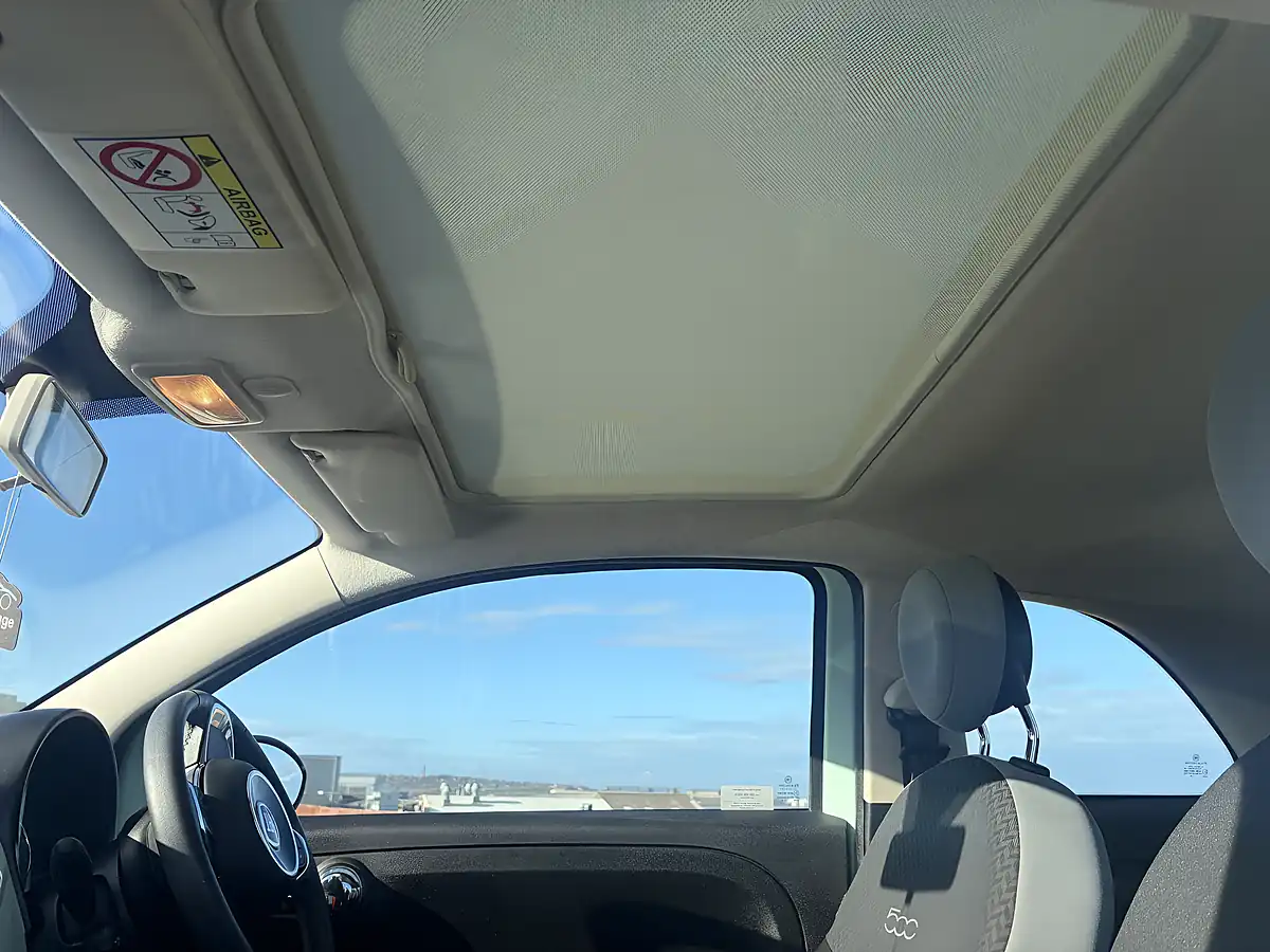 Used 2018 Fiat 500 Lounge Green - Interior and Exterior details 10
