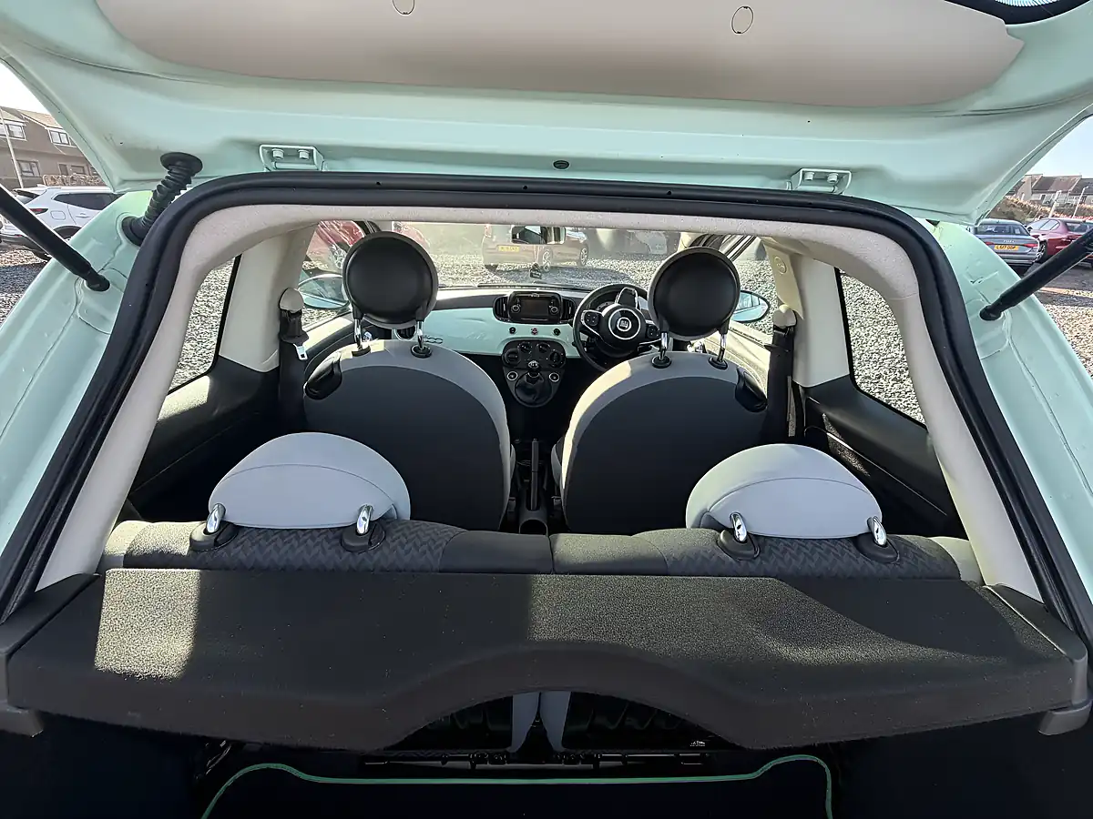 Used 2018 Fiat 500 Lounge Green - Interior and Exterior details 15