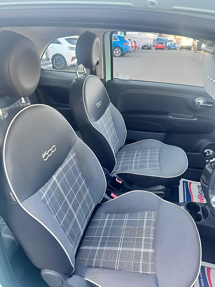 Used 2018 Fiat 500 Lounge Green - Interior and Exterior details 10