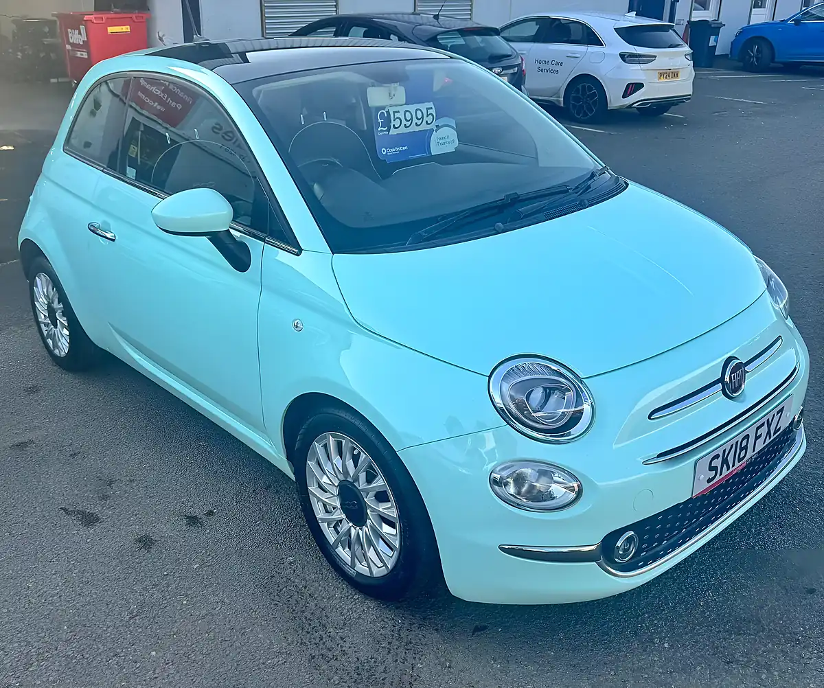 Used 2018 Fiat 500 Lounge Green - Interior and Exterior details 4