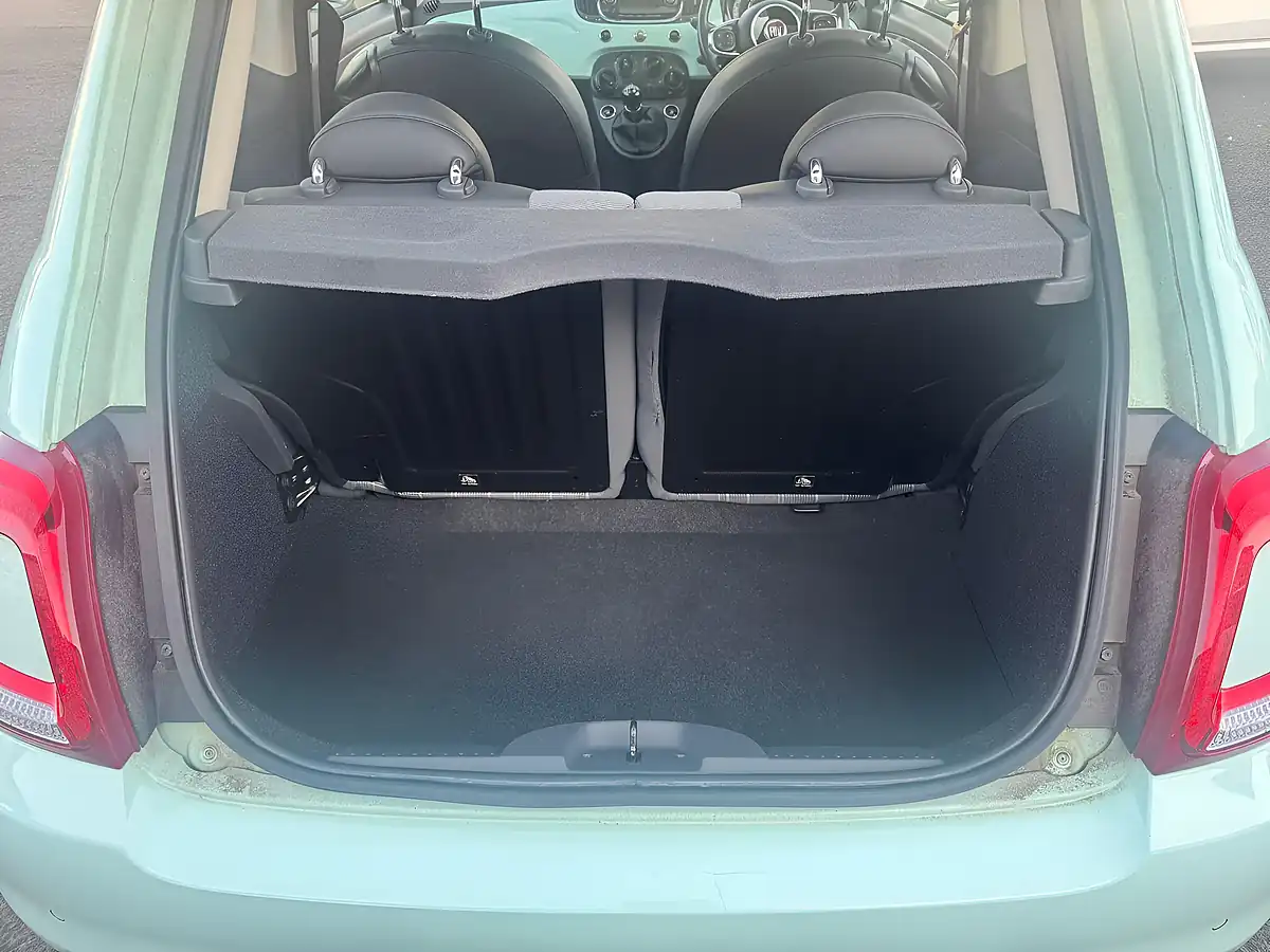 Used 2018 Fiat 500 Lounge Green - Interior and Exterior details 8