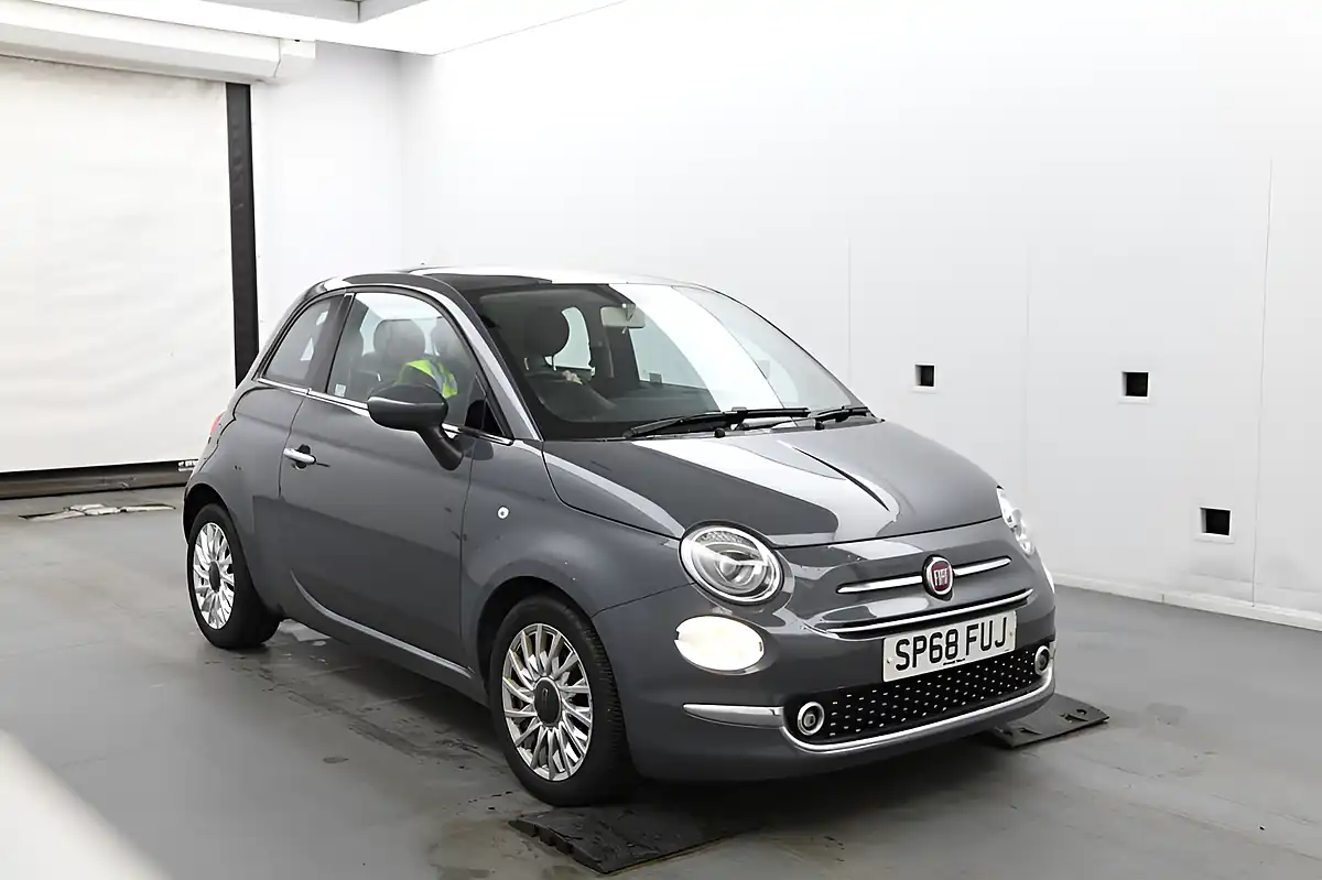 Used 2018 Fiat 500 Lounge Grey - Front View