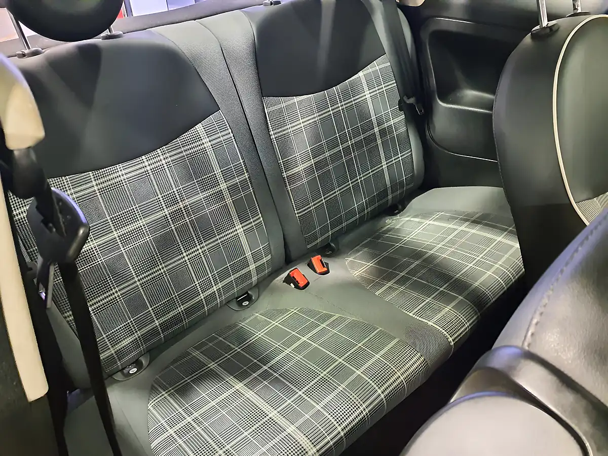 Used 2018 Fiat 500 Lounge Grey - Interior and Exterior details 8