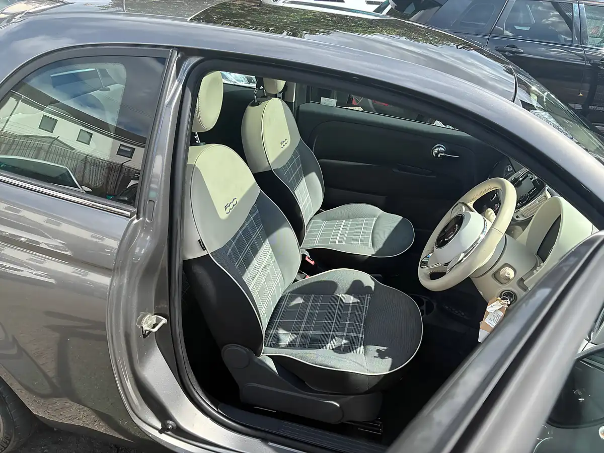 Used 2018 Fiat 500 Lounge Grey - Interior and Exterior details 15