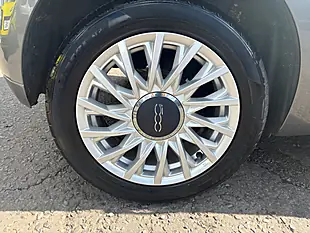 Used 2018 Fiat 500 Lounge Grey - Interior and Exterior details 16