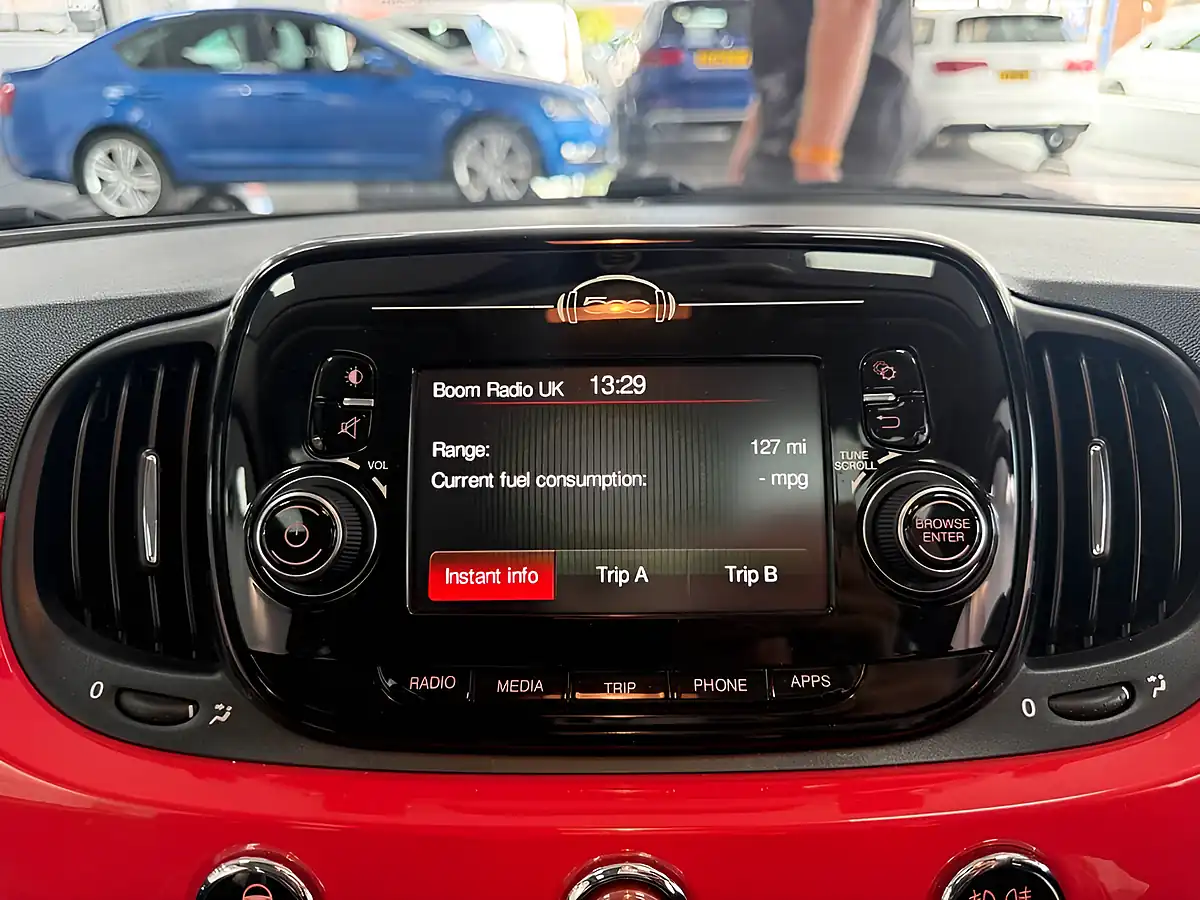 Used 2018 Fiat 500 Lounge Pink - Interior and Exterior details 17