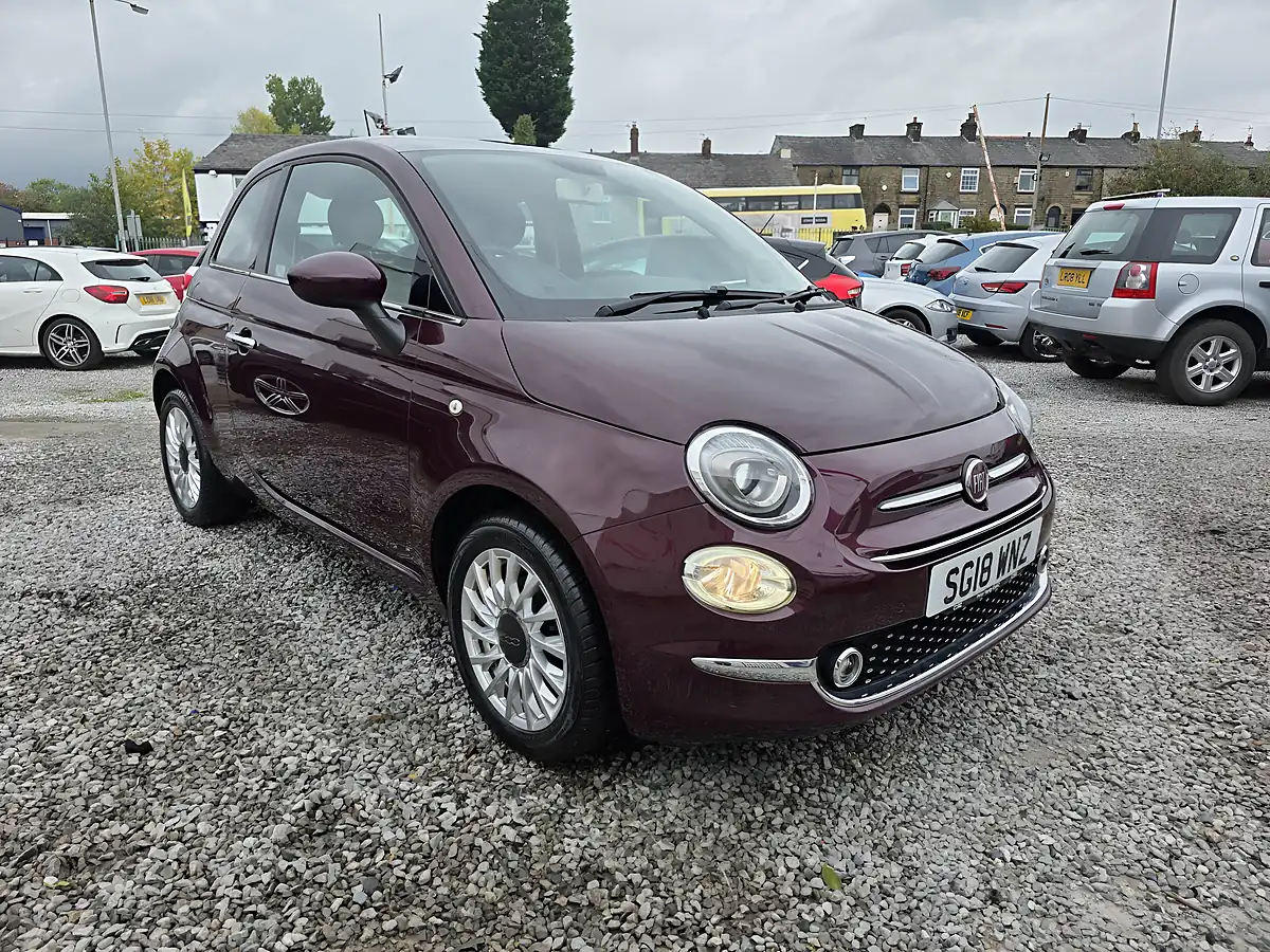 Used 2018 Fiat 500 Lounge Red - Interior and Exterior details 2