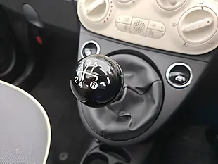 Used 2018 Fiat 500 Lounge White - Interior and Exterior details 15