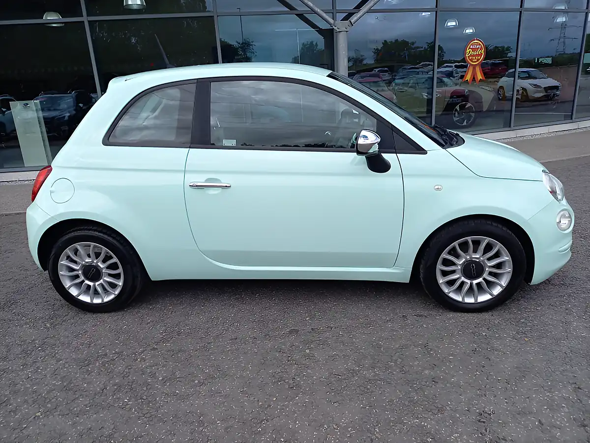 Used 2018 Fiat 500 Pop Star Green - Interior and Exterior details 9