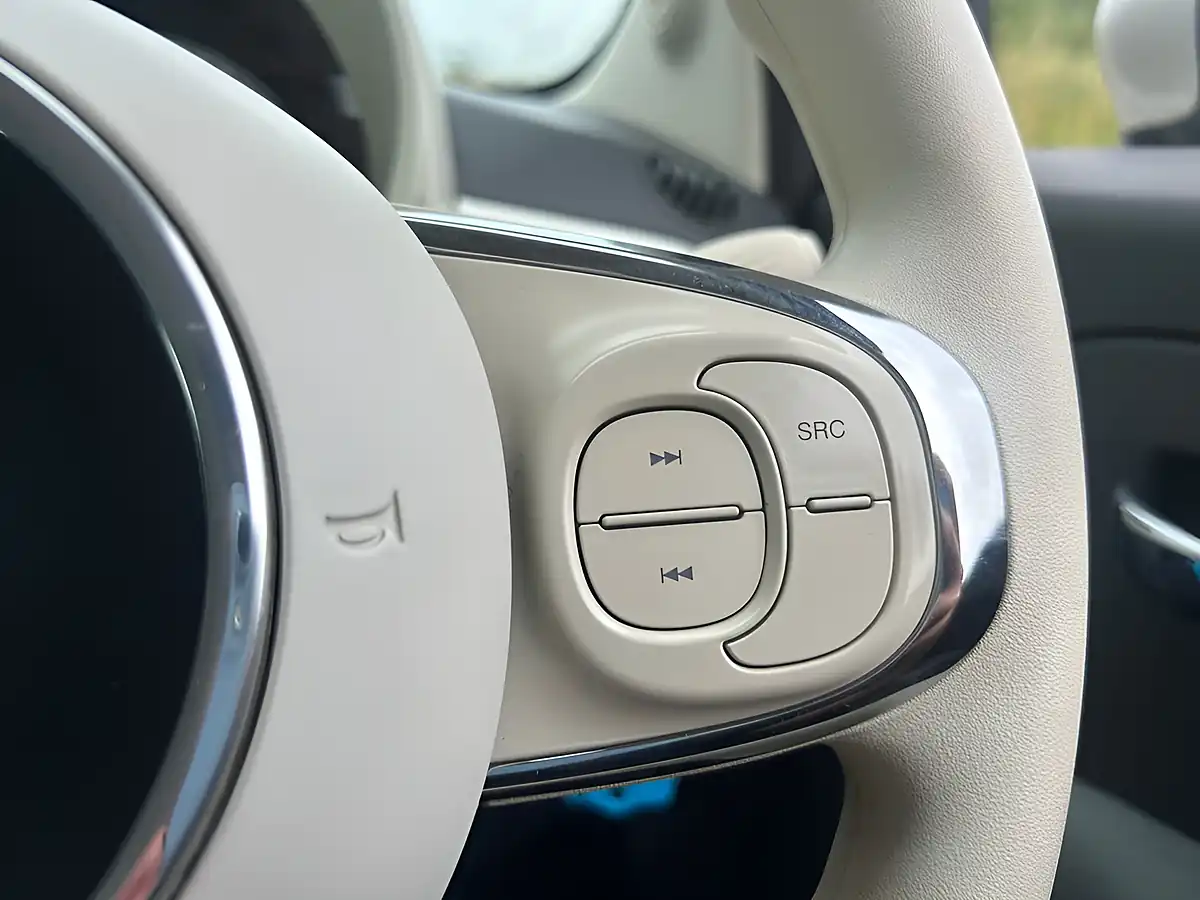 Used 2018 Fiat 500 Pop Star White - Interior and Exterior details 13