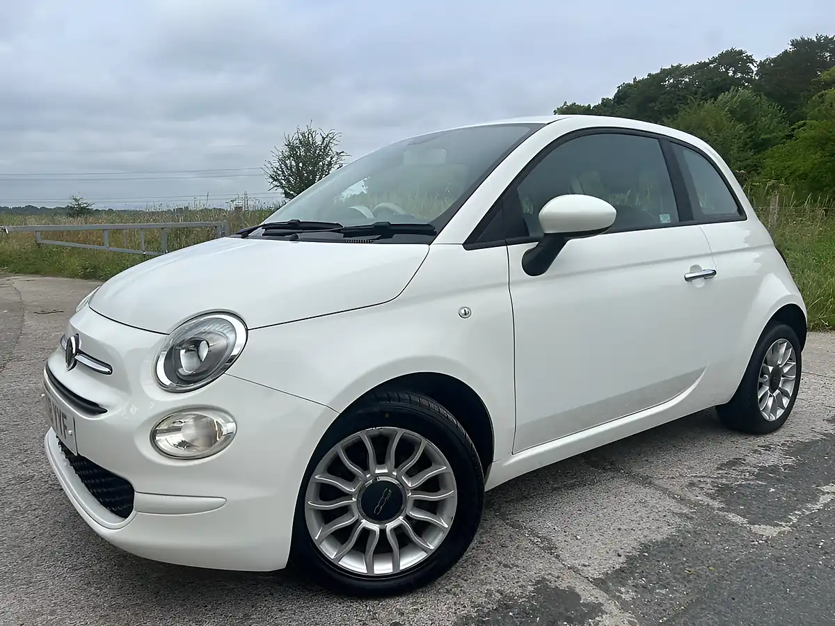 Used 2018 Fiat 500 Pop Star White - Interior and Exterior details 4