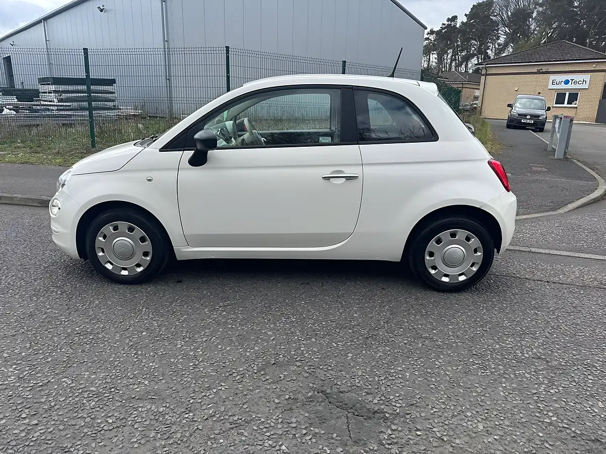 Used 2018 Fiat 500 Pop White - Interior and Exterior details 4