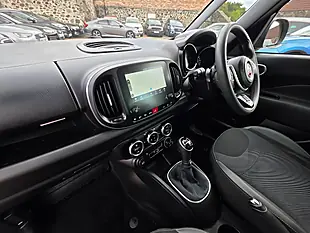 Used 2018 Fiat 500L Cross Bronze - Interior and Exterior details 11