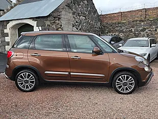 Used 2018 Fiat 500L Cross Bronze - Interior and Exterior details 19