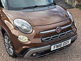 Used 2018 Fiat 500L Cross Bronze - Interior and Exterior details 2