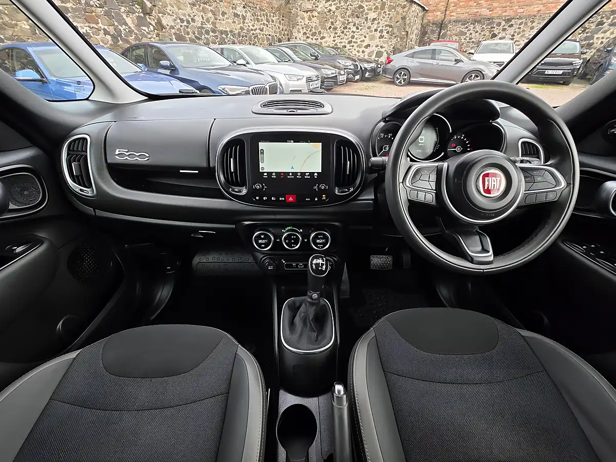 Used 2018 Fiat 500L Cross Bronze - Interior and Exterior details 7