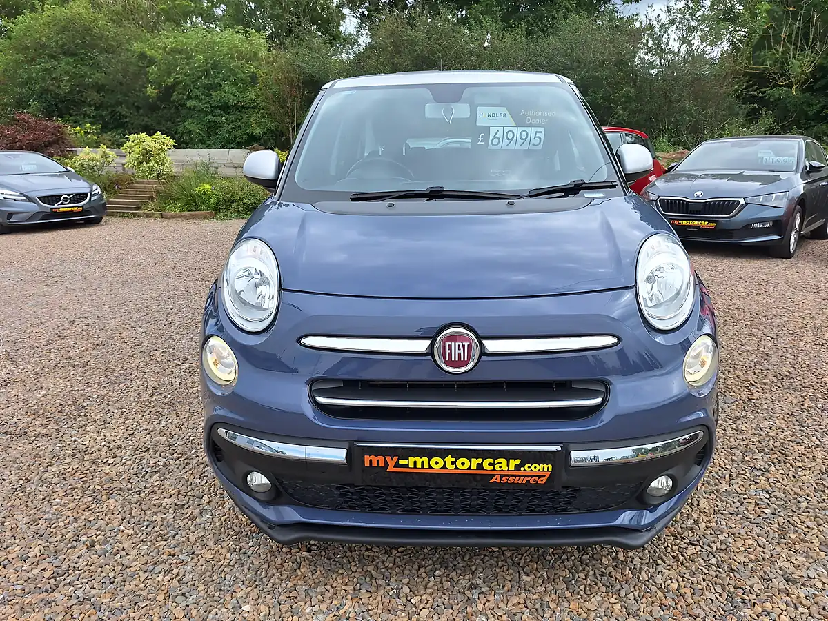 Used 2018 Fiat 500L Mirror Blue - Interior and Exterior details 12