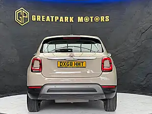 Used 2018 Fiat 500X City Cross Beige - Interior and Exterior details 7