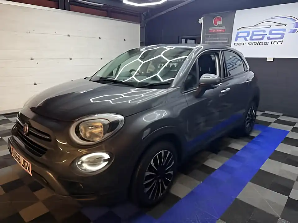 Used 2018 Fiat 500X City Cross Grey - Interior and Exterior details 8