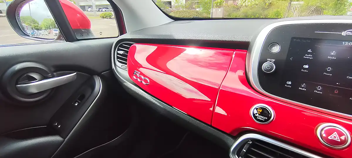 Used 2018 Fiat 500X City Cross Red - Interior and Exterior details 19