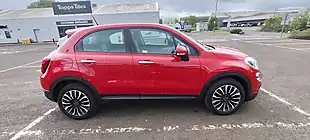 Used 2018 Fiat 500X City Cross Red - Interior and Exterior details 6