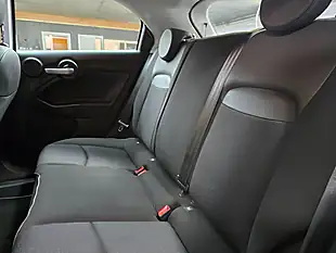 Used 2018 Fiat 500x Urban White - Interior and Exterior details 12